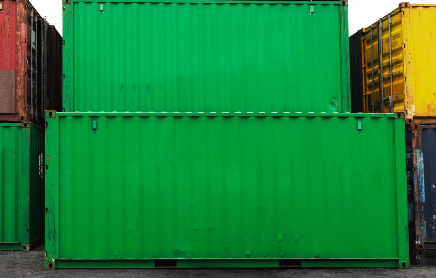 Unseen Benefits Of Using Shipping Containers For Self-Storage